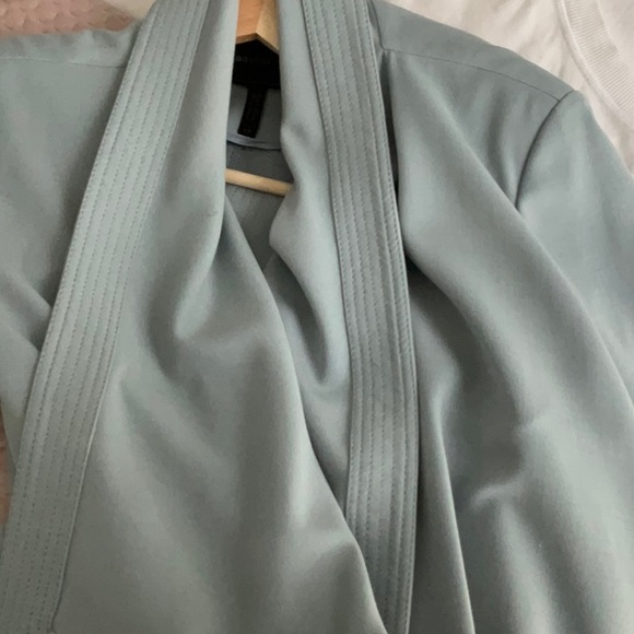 BCBG MISTY BLEU CLASSICAL JACKET - Picture 4 of 6